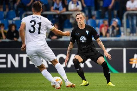 Fußball, EL, KRC Genk - Malmö FF 180920 Joakim Maehle of Genk and Sören Rieks of Malmö FF during the Europa League group stage match between Genk and Malmö FF on September 20, 2018 in Genk. Photo: Ludvig Thunman BILDBYRAN kod LT 35538 Copyright: LUDVIGxTHUNMAN BB180920LT021