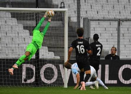 20.09.2018, xjhx, Fussball UEFA Europa League, Olympique Marseille - Eintracht Frankfurt emspor, v.l. Kevin Trapp (Eintracht Frankfurt), Valerie Germain (Olympique Marseille)Lucas Torro (Eintracht Frankfurt), Evan Ndicka N Dicka NÂ Dicka (Eintracht Frankfurt) (DFL DFB REGULATIONS PROHIBIT ANY USE OF PHOTOGRAPHS as IMAGE SEQUENCES and or QUASI-VIDEO) Marseille