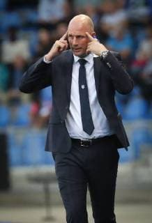 Fußball, EL, KRC Genk - Malmö FF Genk s head coach Philippe Clement gestures during the match between Belgian soccer team KRC Genk and Swedish club Malmo FF in Genk, Thursday 20 September 2018, on day one of the UEFA Europa League group stage. VIRGINIExLEFOUR  x05430098x