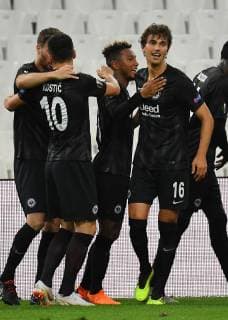 20.09.2018, xjhx, Fussball UEFA Europa League, Olympique Marseille - Eintracht Frankfurt emspor, v.l. Lucas Torro (Eintracht Frankfurt) celebrate the goal, Der Torjubel zum 1:1 (DFL DFB REGULATIONS PROHIBIT ANY USE OF PHOTOGRAPHS as IMAGE SEQUENCES and or QUASI-VIDEO) Marseille