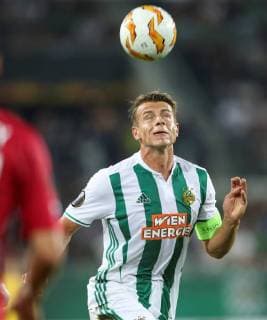 SOCCER - EL, Rapid vs Spartak VIENNA,AUSTRIA,20.SEP.18 - SOCCER - UEFA Europa League, group stage, SK Rapid Wien vs Spartak Moscow. Image shows Stefan Schwab (C) (Rapid). GEPAxpictures xPatrickxLeuk