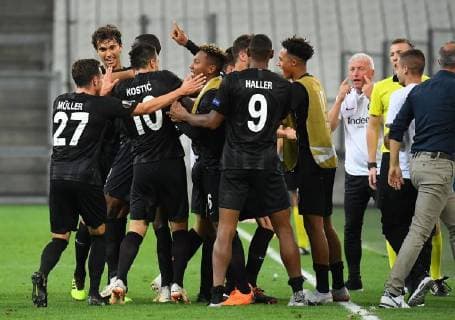 Fußball, EL, Olympique Marseille - Eintracht Frankfurt 20.09.2018, xjhx, Fussball UEFA Europa League, Olympique Marseille - Eintracht Frankfurt emspor, v.l. Luka Jovic (Eintracht Frankfurt) celebrate the goal, Der Torjubel zum 1:2 (DFL DFB REGULATIONS PROHIBIT ANY USE OF PHOTOGRAPHS as IMAGE SEQUENCES and or QUASI-VIDEO) Marseille