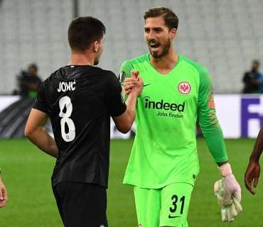Fußball, EL, Olympique Marseille - Eintracht Frankfurt 20.09.2018, xjhx, Fussball UEFA Europa League, Olympique Marseille - Eintracht Frankfurt emspor, v.l. Luka Jovic (Eintracht Frankfurt), Kevin Trapp (Eintracht Frankfurt) (DFL DFB REGULATIONS PROHIBIT ANY USE OF PHOTOGRAPHS as IMAGE SEQUENCES and or QUASI-VIDEO) Marseille