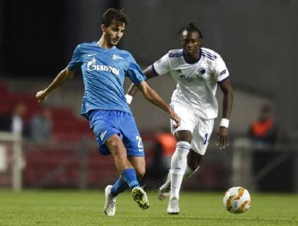 Fußball, EL, FC Kopenhagen - Zenit St. Petersburg Aleksandr Erokhin og Dame N Doye. Europa League kamp mellem FCK-FC Zenit i Teliaparken torsdag den 20 september 2018. , Copenhagen Denmark  Copyright: LiselottexSabroex cop101 spdk20180920-211319-L