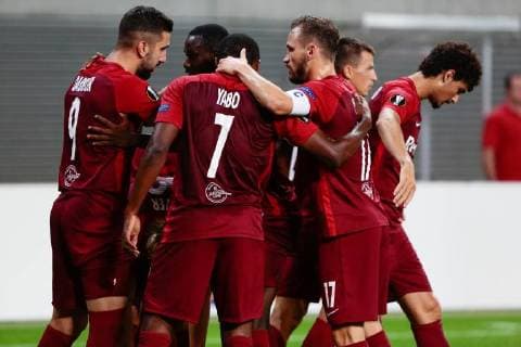 20.09.2018, xtgx, Fussball UEFA Europa League, RB Leipzig - FC Salzburg emspor, v.l. salzburg nach tor zum 0:1 Jubel, Torjubel, jubelt über das Tor, celebrate the goal, celebration (DFL DFB REGULATIONS PROHIBIT ANY USE OF PHOTOGRAPHS as IMAGE SEQUENCES and or QUASI-VIDEO) Leipzig