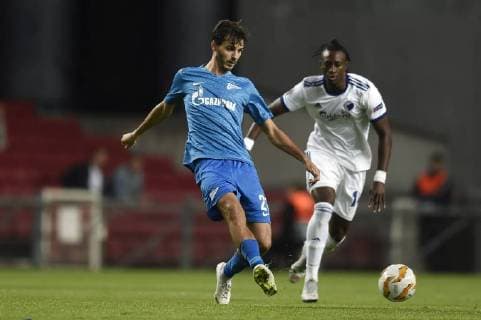 Aleksandr Erokhin og Dame N Doye. Europa League kamp mellem FCK-FC Zenit i Teliaparken torsdag den 20 september 2018. , Copenhagen Denmark  Copyright: LiselottexSabroex cop101 spdk20180920-214512-L