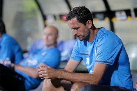 Dino Toppmöller (Trainer F91 Duedelingen - Toppmoeller) konzentriert vor dem SPiel 20.09.2018 Fussball Europa League, Gruppenphase, Saison 2018-2019 20.09.2018 LUX, EL, F91 Düdelingen - AC Mailand (ITA) (Dudelange - Milano, Milan) Stade Josy Barthel, Luxemburg 