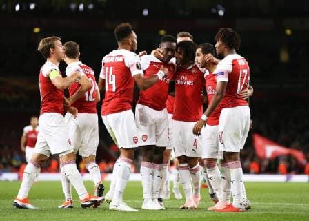 & xa7;20th September 2018, Emirates Stadium, London, England; UEFA Europa League football, Arsenal versus Vorskla Poltava; Danny Welbeck of Arsenal celebrates scoring his sides 2nd goal from a header in the 48th minute to make it 2-0 with his Arsenal players  ActionPlus12064070 JohnxPatrickxFletcher
