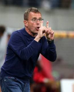 RB Leipzig - Salzburg Fussball Euro League Leipzig, 20.09.2018, Red Bull Arena, Fussball, UEFA EURO EM Europameisterschaft Fussball League , Gruppe B, 1.Spieltag, Hinspiel , RB Leipzig vs. FC Salzburg , Im Bild; Cheftrainer Ralf Rangnick, RB Leipzig , Gemäß den Vorgaben der UEFA ist es untersagt, in dem Stadion und oder vom Spiel angefertigte Fotoaufnahmen in Form von Sequenzbildern und oder videoähnlichen Fotostrecken zu verwerten bzw. verwerten zu lassen. ,