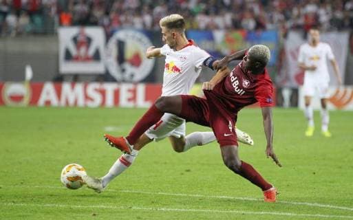 GER, Europa League, Gruppen B, RasenBallsport Leipzig vs Besiktas Istanbul 20.09.18 , Leipzig, Red Bull Arena, GER, Saison 2018 2019, UEFA Europa League, Gruppe B, 1.Spieltag von 6 RasenBallsport Leipzig vs FC Red Bull Salzburg im Bild Kevin Kampl (Leipzig) gegen Amadou Haidara (Salzburg) DFL regulations prohibit any use of photographs as image sequences and or quasi-video