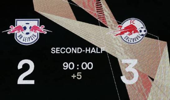 RB Leipzig - Salzburg Fussball Euro League Leipzig, 20.09.2018, Red Bull Arena, Fussball, UEFA Europa League , RB Leipzig (GER) vs. FC Salzburg (AUT) 2:3 (0:2) , Im Bild: Stadionanzeigetafel mit dem Endresultat. , UEFA Êregulations prohibit any use of photographs as image sequences and or quasi-video. ,