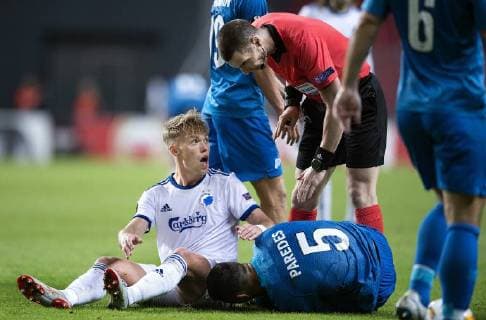 FCKs Viktor Fischer og FC Zenits Leandro Paredes i Europa League kamp mellem FCK-FC Zenit i Telia Parken torsdag den september 2018. , Copenhagen Denmark  Copyright: Scanpix LiselottexSabroex COP101 spdk20180920-230727-L