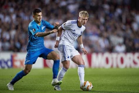 FCKs Viktor Fischer og FC Zenits Leandro Paredes i Europa League kamp mellem FCK-FC Zenit i Telia Parken torsdag den september 2018. , Copenhagen Denmark  Copyright: Scanpix LiselottexSabroex COP101 spdk20180920-231134-L