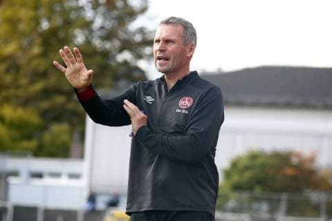 Fußball 12. Spieltag der Regionalliga Bayern im Hans-Walter-Wild-Stadion in Bayreuth Saison 2018-2019 SpVgg Bayreuth gegen 1. FC Nürnberg II 1. FC Nürnberg II Trainer Reiner Geyer