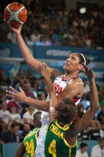 Basketball, Damen WM, USA - Senegal USA s A Ja Wilson fights for the ball during a basketball game between the national teams of USA and Senegal, Saturday 22 September 2018 in Tenerife, Spain, the first game of the group stage of the Women s World Champioship, in Group D. VIRGINIExLEFOUR  x05431452x