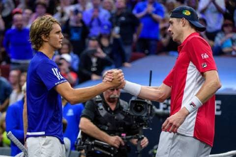 CHICAGO, IL - SEPTEMBER 22: Team Europe s Alexander Zverev of Germany and Team World s John Isner of the United States of America shake hands after a singles match on day two of the 2018 Laver Cup on September 22, 2018, at the United Center in Chicago, Illinois. Zverev beats Isner 3-6 7-6(8) 10-7 . (Photo by Daniel Bartel Icon Sportswire) TENNIS: SEP 22 Laver Cup Icon180922020 EDITORIAL USE ONLY