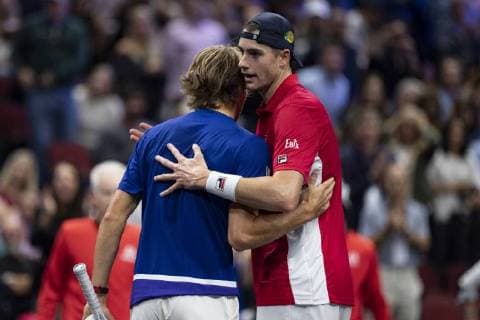 September 22, 2018 - Chicago, Illinois, U.S - Team Europe member ALEXANDER ZVEREV of Germany is congratulated by Team World member JOHN ISNER of the United States at the net after the first singles match between Team Europe and Team World on Day Two of the Laver Cup at the United Center in Chicago, Illinois. Laver Cup Day 1 - ZUMAl140 20180922_zap_l140_050 Copyright: xShelleyxLiptonx