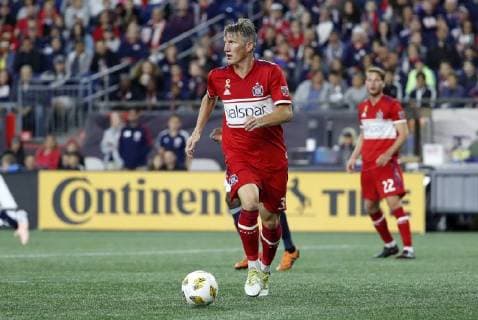 FOXBOROUGH, MA - SEPTEMBER 22: Chicago Fire midfielder Bastian Schweinsteiger (31) looks to send the ball wide during a match between the New England Revolution and the Chicago Fire on September 22, 2018, at Gillette Stadium in Foxborough, Massachusetts. The teams played to a 2-2 draw. (Photo by Fred Kfoury III Icon Sportswire) SOCCER: SEP 22 MLS Fussball Herren USA - Chicago Fire at New England Revolution Icon482180922033 EDITORIAL USE ONLY