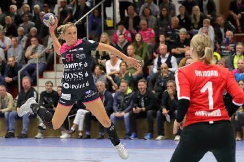 Marija Obradovic (Tus Metzingen) beim Sprungwurf 180922-BVB vs TUS Metzingen; Saison 2018 19; 1. Bundesliga, Spiel 3, Sporthalle Bleichstein, Herdecke Handball, 1. Liga Frauen, Borussia Dortmund Handball - Tussies Metzingen, 22.09.2018 Dortmund Copyright: xEIBNER Stummbilligx EP_EER