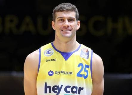 Joe Rahon (Braunschweiger Basketball Loewen)