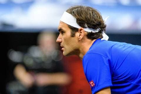 CHICAGO, IL - SEPTEMBER 23: Team Europe s Roger Federer of Switzerland looks on during a doubles match on day three of the 2018 Laver Cup on September 23, 2018, at the United Center in Chicago, Illinois. Sock & Isner beats Federer & Zverev 4-6, 7-6(2), 11-9 . (Photo by Daniel Bartel Icon Sportswire) TENNIS: SEP 23 Laver Cup Icon180923003 EDITORIAL USE ONLY