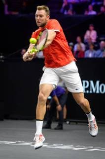 CHICAGO, IL - SEPTEMBER 23: Team World s Jack Sock of the United States of America returns a ball during a doubles match on day three of the 2018 Laver Cup on September 23, 2018, at the United Center in Chicago, Illinois. Sock & Isner beats Federer & Zverev 4-6, 7-6(2), 11-9 . (Photo by Daniel Bartel Icon Sportswire) TENNIS: SEP 23 Laver Cup Icon180923008 EDITORIAL USE ONLY