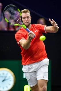 CHICAGO, IL - SEPTEMBER 23: Team World s Jack Sock of the United States of America returns a ball during a doubles match on day three of the 2018 Laver Cup on September 23, 2018, at the United Center in Chicago, Illinois. Sock & Isner beats Federer & Zverev 4-6, 7-6(2), 11-9 . (Photo by Daniel Bartel Icon Sportswire) TENNIS: SEP 23 Laver Cup Icon180923012 EDITORIAL USE ONLY