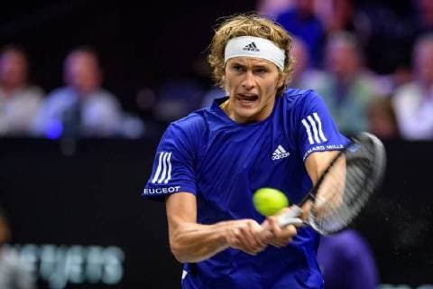 CHICAGO, IL - SEPTEMBER 23: Team Europe s Alexander Zverev of Germany returns a ball to Team World s Kevin Anderson of South Africa during a singles match on day three of the 2018 Laver Cup on September 23, 2018, at the United Center in Chicago, Illinois. Zverev beats Anderson 6-7(3) 7-5 10-7 . (Photo by Daniel Bartel Icon Sportswire) TENNIS: SEP 23 Laver Cup Icon180923044 EDITORIAL USE ONLY