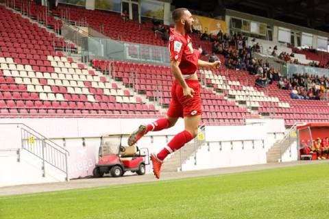 ERKAN EYIBIL TORJUBEL MAINZ 05-VFB STUTTGART A-JUNIOREN BUNDESLIGA SUED SUEDWEST MAINZ 