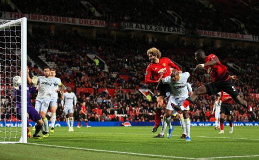 Manchester United ManU s Marouane Fellaini scores the equalising goal to make it 2-2 during the Carabao Cup Third Round match at Old Trafford Stadium, Manchester. Picture date 25th September 2018. Picture credit should read: Matt McNulty Sportimage EDITORIAL USE ONLY. No use with unauthorised audio, video, data, fixture lists, club league logos or live services. Online in-match use limited to 120 images, no video emulation. No use in betting, games or single club league player publications.