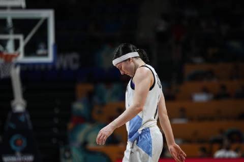 (180926) -- SANTA CRUZ DE TENERIFE, Sept. 26, 2018 -- Melisa Gretter of Argentina reacts during the Group B match between Argentina and Nigeria at the 2018 FIBA Women s Basketball World Cup in Tenerife, Spain, Sept. 25, 2018. Nigeria won 75-70. ) (SP)SPAIN-TENERIFE-FIBA WOMEN S BASKETBALL WORLD CUP ZhengxHuansong 