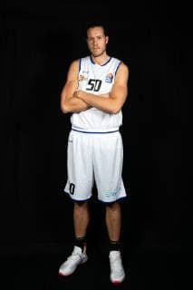 Fotoshooting easycredit BBL Science City Jena Team Saison 2018 2019 Spieler Oliver Mackeldanz Sparkassen Arena