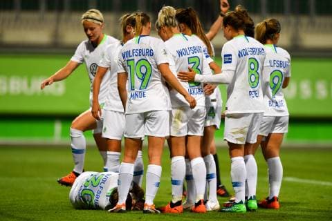 Jubel, Freuen, celebrate, happy, cheer , Goal Celebration VFL Wolfsburg 2:0, Fussball , UWCL Champions League - VFL Wolfsburg - Thor KA,