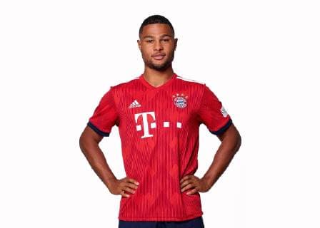 FUSSBALL 1. BUNDESLIGA SAISON 2018 2019 11.09.2018 Fototermin FC Bayern Muenchen: Serge Gnabry FOTO: ULMER Pressebildagentur Pool FC Bayern Muenchen xxNOxMODELxRELEASExx Fussball 1. Bundesliga 2018 2019: Fototermin beim FC Bayern Muenchen