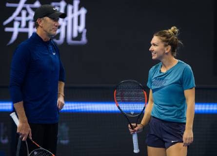 September 28, 2018 - Simona Halep of Romania practices at the 2018 China Open WTA Tennis Damen Premier Mandatory tennis tournament 2018 China Open - 28 Sep - ZUMAa181 20180928_zaa_a181_021 Copyright: xAFP7x