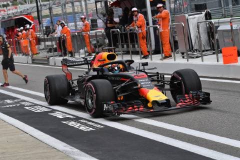 Daniel Ricciardo, Red Bull Racing, formula 1 GP, Russian in Sochi, 29.09.2018 Photo:mspb Jerry Andre Photo:mspb Jean Petin Daniel Ricciardo, formula 1 GP, Russian 2018