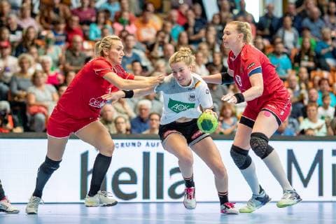 Amelie Berger 3 (Deutschland) in Aktion waehrend der Begegnung im Laenderspiel zwischen Deutschland und Russland in der Anhalt-Arena am 29. September 2018 in Dessau, Sachsen Anhalt, Deutschland ( HB-LS-D Deutschland - Russland Dessau Copyright: xEIBNER HartmutxBoesenerx EP_HBR