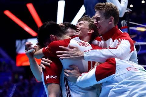 Poland players celebrate victory Torino 29-09-2018 Pala Alpitour FIVB Volleyball Men s World Championship WM Weltmeisterschaft Pallavolo Campionati del Mondo Uomini Semifinal Poland - Usa Polonia - Stati Uniti Foto Antonietta Baldassarre Insidefoto antoniettaxbaldassarre