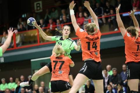 Franziska Peters (Nr.19, TSV Nord Harrislee) gegen Vanessa Magg (Nr.77, Fuechse Berlin) Harrislee Schleswig-Holstein Deutschland Holmberghalle Copyright: xAgentur54Gradx xSpeedphotosx