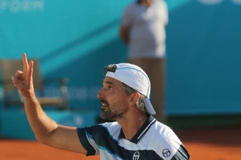 La jornada se iniciaba horas antes con el partido de dobles entre las parejas Moya-Costa vs Ivanisevic-Clavet. Un encuentro que terminaba con un resultado a favor de los espanoles (7-6). la tercera edicion de la Senior Masters Cup que se ha disputado durante este fin de semana en Puente Romano. Fotos Lorenzo Carnero cordonpress