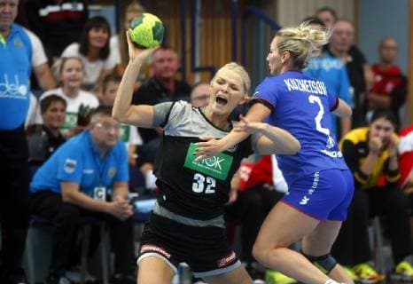 Sport Bilder des Tages Nordhausen, 30.09.2018 Handball, Länderspiel, Frauen, Saison 2018 19, Deutschland(GER) vs Russland (RUS) Shenia Minevskaja (GER) und Polina Kuznetsova (RUS)