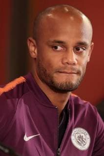 Vincent Kompany (ManCity, 4), Einzelbild, Aktion, Action, Porträt, Portrait, bei der Pressekonferenz, PK, press conference PK Pressekonferenz Pressetermin, Medientermin, Fussball, UEFA Champions League, Pressekonferenz Manchester City FC,