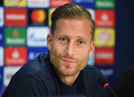01.10.2018, xmeix, Fussball UEFA Champions League, TSG 1899 Hoffenheim - Training und Pressekonferenz emspor, v.l. Oliver Baumann (TSG 1899 Hoffenheim) DFL DFB REGULATIONS PROHIBIT ANY USE OF PHOTOGRAPHS as IMAGE SEQUENCES and or QUASI-VIDEO Sinsheim