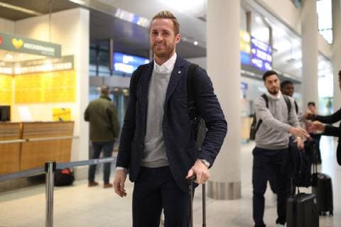 02.10.2018, Fussball, Saison 2018 2019, Champions League - FC Schalke 04 - Abflug am Flughafen Münster Osnabrück Ralf Fährmann (FC Schalke 04) Münster NRW Deutschland