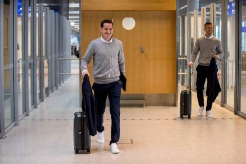 02.10.2018, Fussball, Saison 2018 2019, Champions League - FC Schalke 04 - Abflug am Flughafen Münster Osnabrück Sebastian Rudy (FC Schalke 04) Münster NRW Deutschland