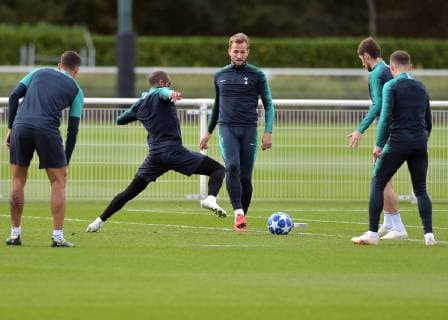 Harry Kane of Tottenham Hotspur (C) during the Tottenham Hotspur part open training session ahead of the Champions League fixtures between Spurs & Barcelona. Training takes place at Tottenham Hotspur Training Ground, Hotspur Way, England on 2 October 2018. Copyright: xVincexxMignottx PMI-2287-0023