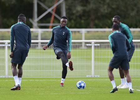 Victor Wanyama of Tottenham Hotspur (C) during the Tottenham Hotspur part open training session ahead of the Champions League fixtures between Spurs & Barcelona. Training takes place at Tottenham Hotspur Training Ground, Hotspur Way, England on 2 October 2018. Copyright: xVincexxMignottx PMI-2287-0034
