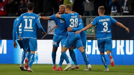 Spieler der TSG 1899 Hoffenheim jubeln über das Tor zum -1:0, Jubel, Torjubel, Torerfolg, celebrate the goal, goal, celebration, Jubel ueber das Tor, optimistisch, Action, Aktion, Fussball, UEFA Champions League, TSG 1899 Hoffenheim - Manchester City FC,