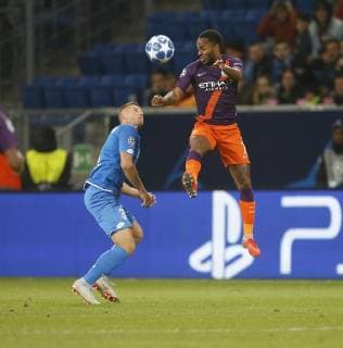 V.li. Pavel Kaderabek (Hoffenh), Raheem Sterling (City) . 1899 Hoffenheim-Manchester City . Sinsheim, GER,02.10.2018 , 1. Spieltag, Fussball Champions League 2018 2019.