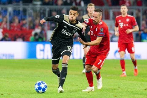 02.10.2018, xkvx, Fussball UEFA Champions League, FC Bayern Muenchen - Ajax Amsterdam emspor, v.l. Noussair Mazraoui (Ajax Amsterdam), Franck Ribery (FCB - FC Bayern Muenchen) (DFL DFB REGULATIONS PROHIBIT ANY USE OF PHOTOGRAPHS as IMAGE SEQUENCES and or QUASI-VIDEO) Muenchen